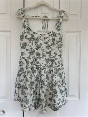 Francesca’s floral mini dress